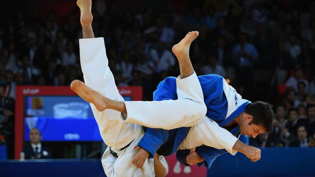 Rafael Macedo avança às quartas de final do judô nas Olimpíadas de Paris 2024 após vitória sobre adversário romeno